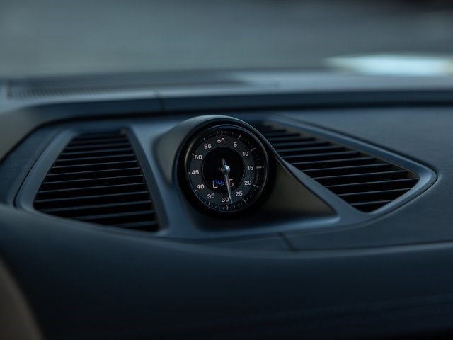 2025 Porsche Macan Macan Turbo Electric