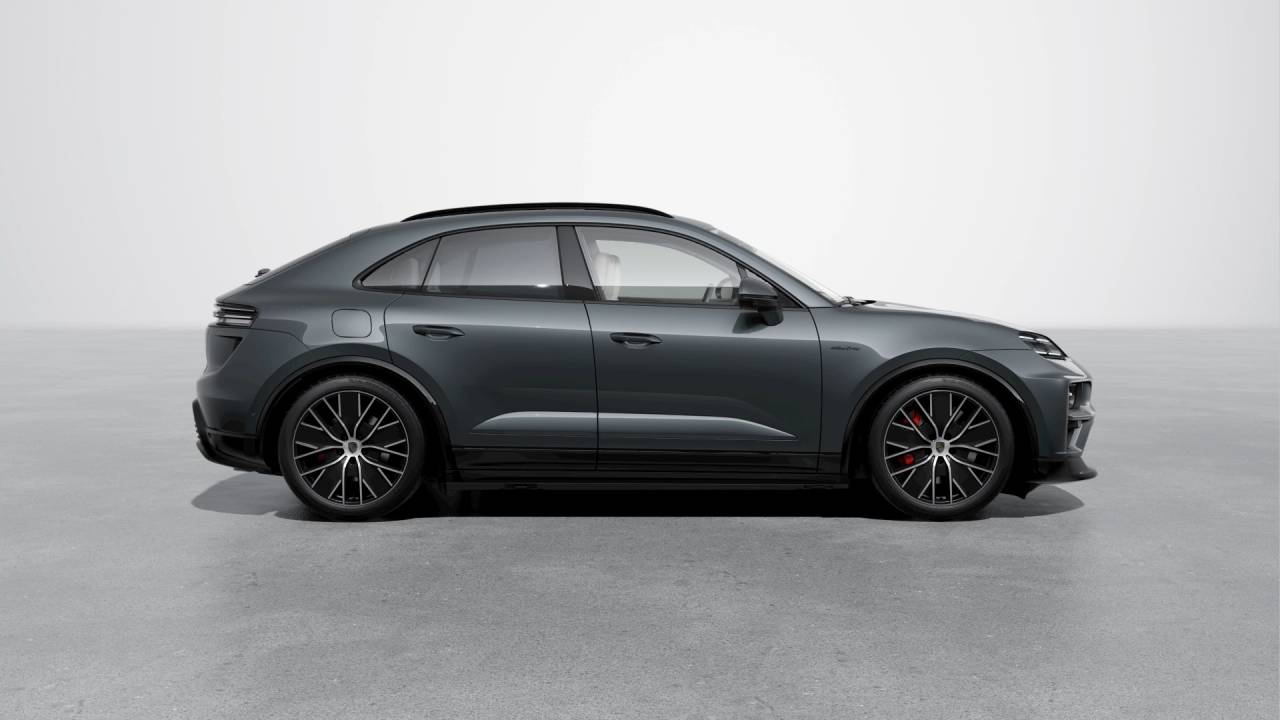 2026 Porsche Macan Turbo Electric