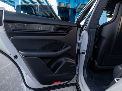2026 Porsche Macan Macan Turbo Electric