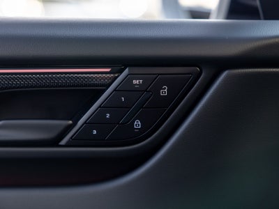 2026 Porsche Macan Macan Turbo Electric