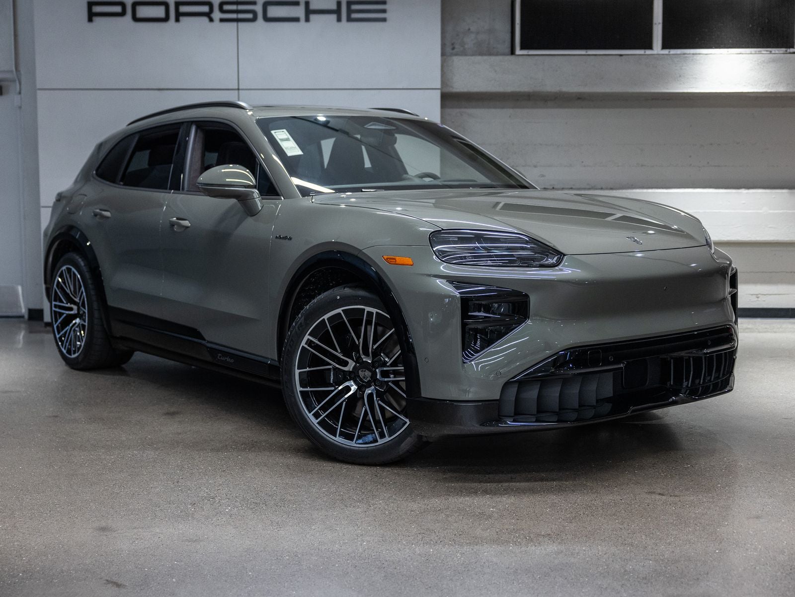 2026 Porsche Cayenne Cayenne Turbo Electric