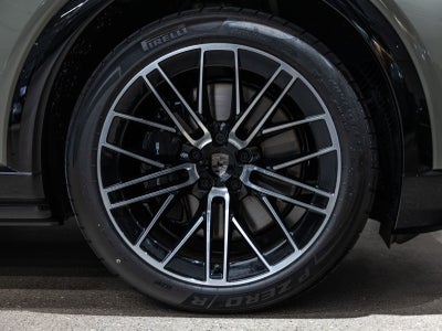 2026 Porsche Cayenne Cayenne Turbo Electric