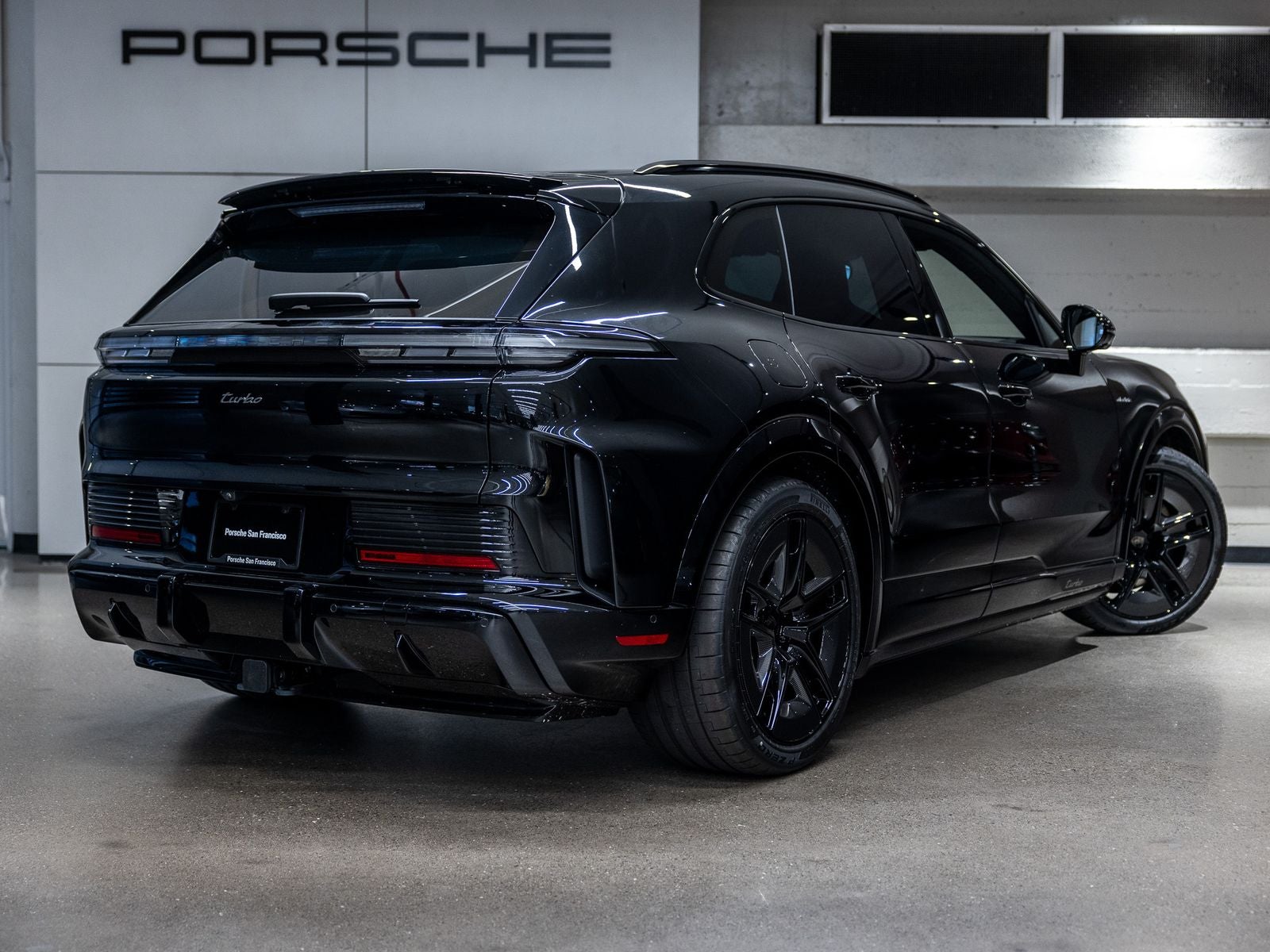 2026 Porsche Cayenne Cayenne Turbo Electric