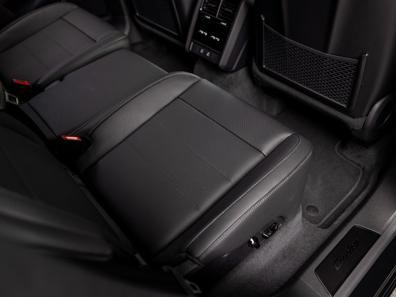 2026 Porsche Cayenne Cayenne Turbo Electric