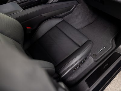 2026 Porsche Cayenne Cayenne Turbo Electric