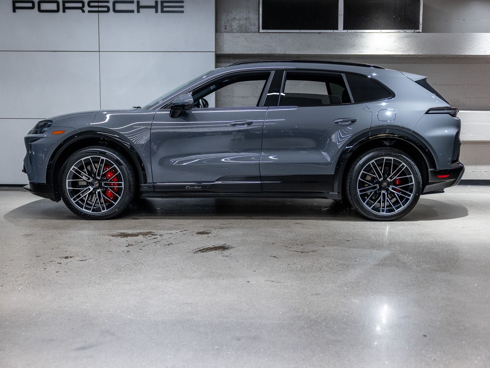 2026 Porsche Cayenne Cayenne Turbo Electric