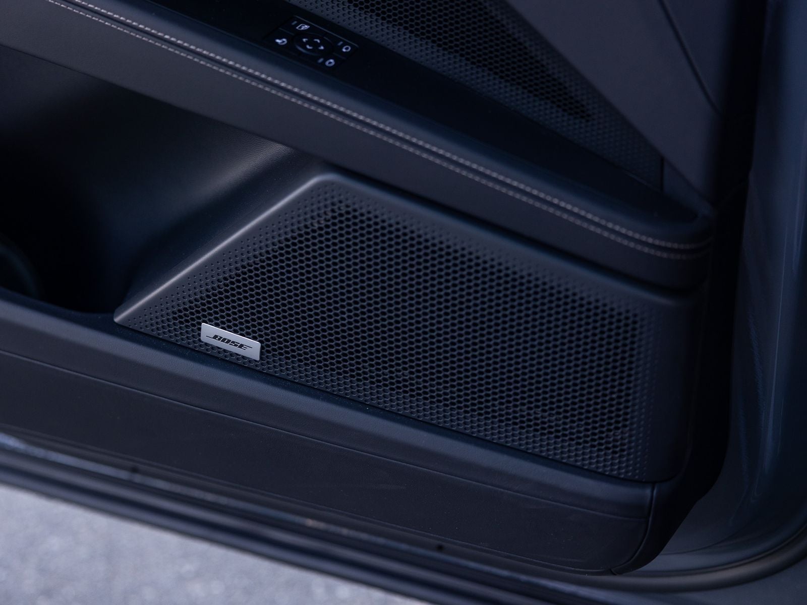2026 Porsche Cayenne Cayenne Turbo Electric