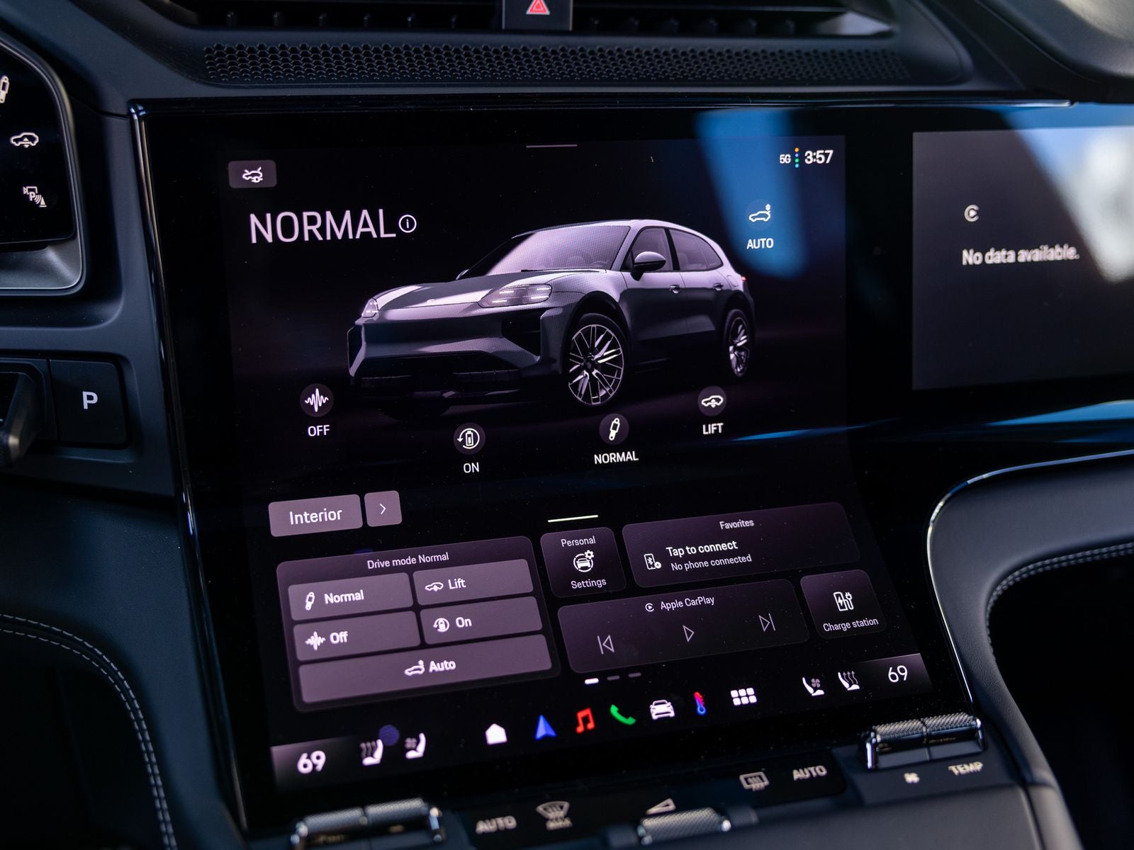 2026 Porsche Cayenne Cayenne Turbo Electric