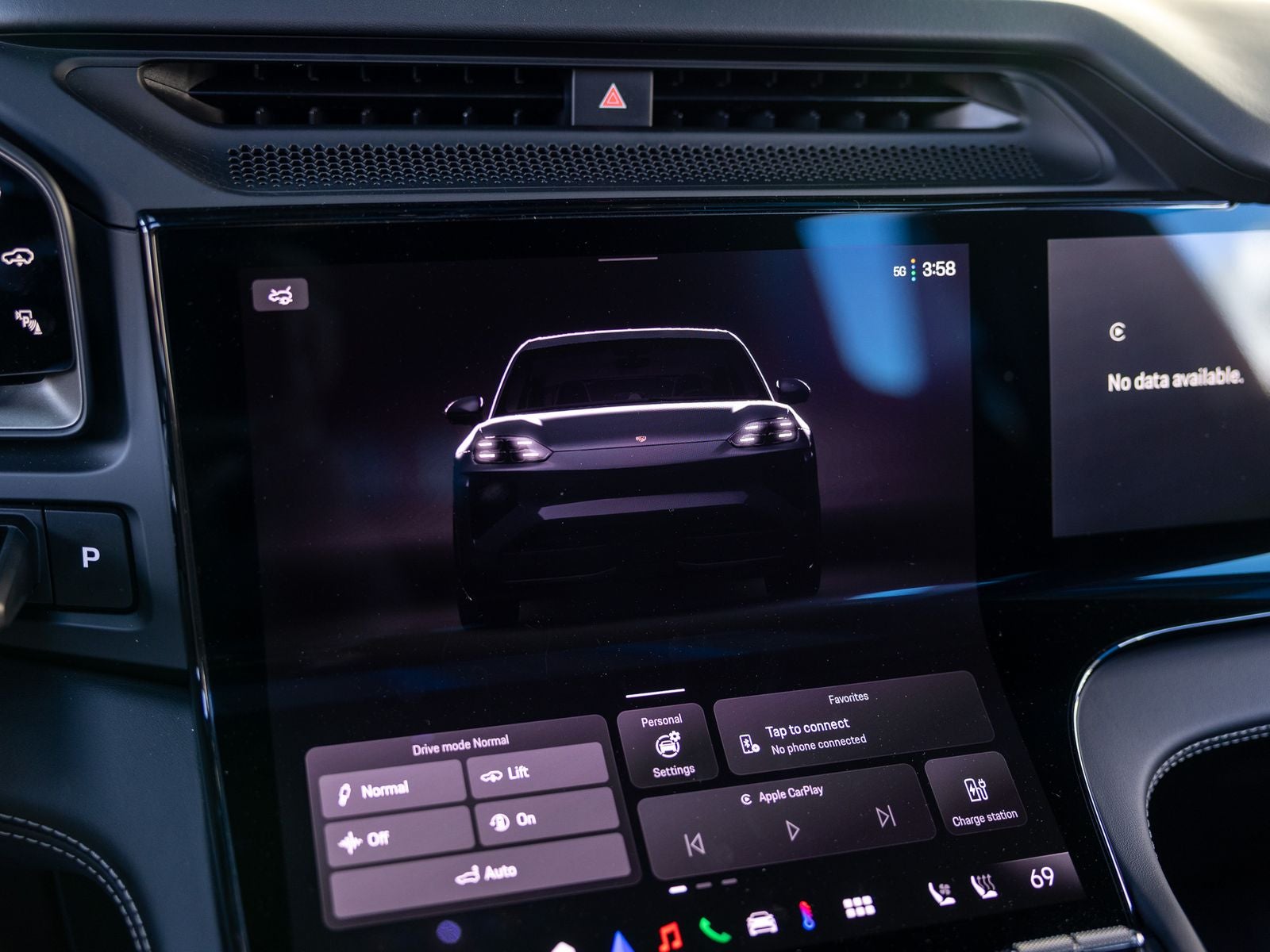 2026 Porsche Cayenne Cayenne Turbo Electric
