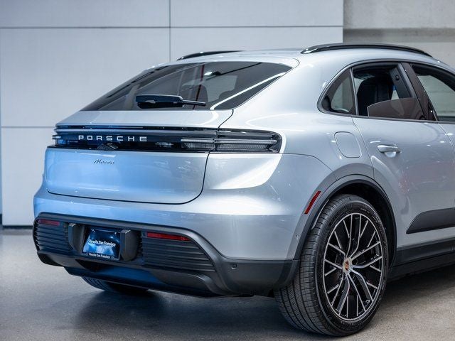 2025 Porsche Macan Macan Electric