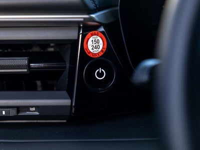 2025 Porsche Macan Macan Electric