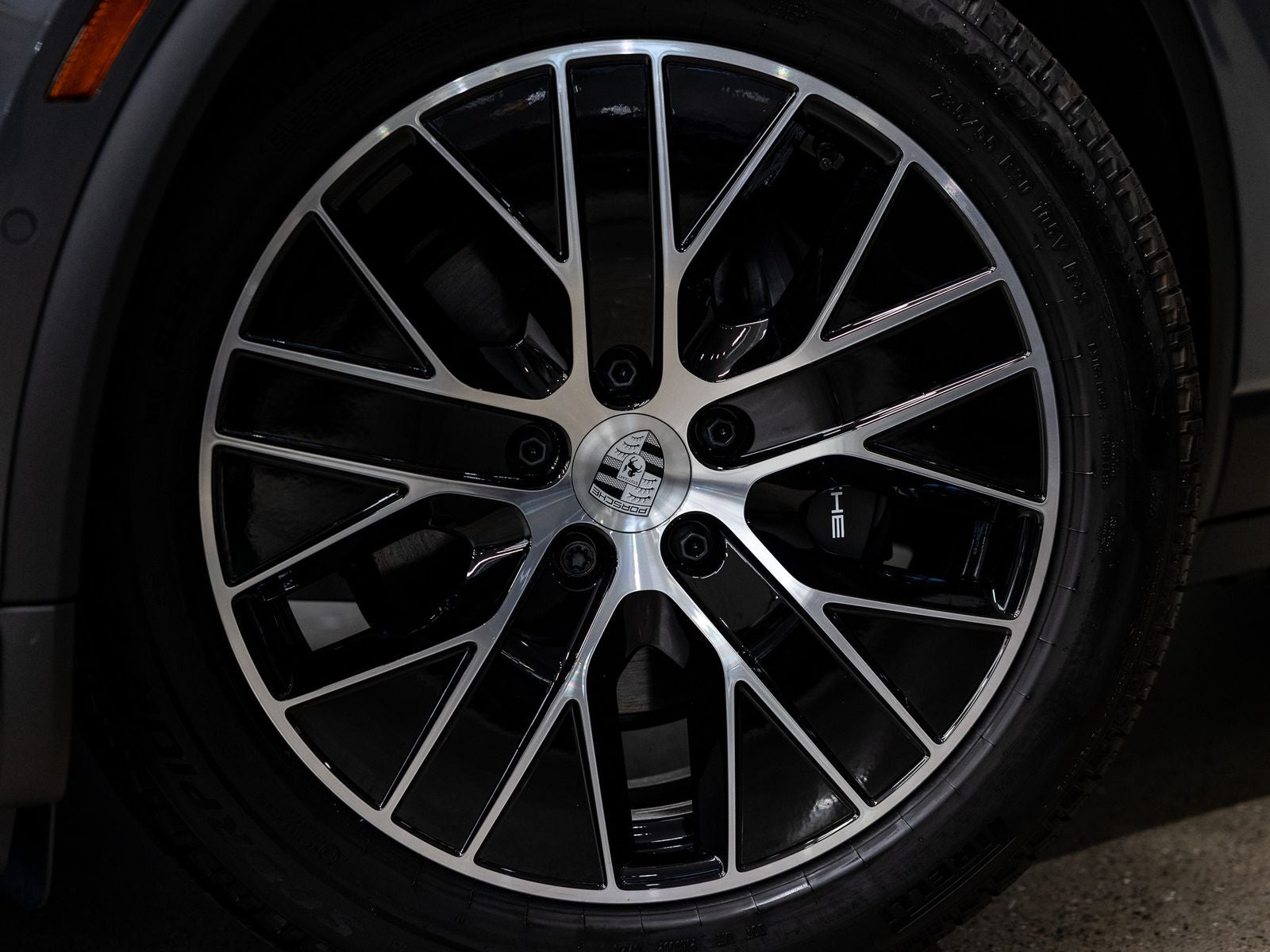 2025 Porsche Macan Electric