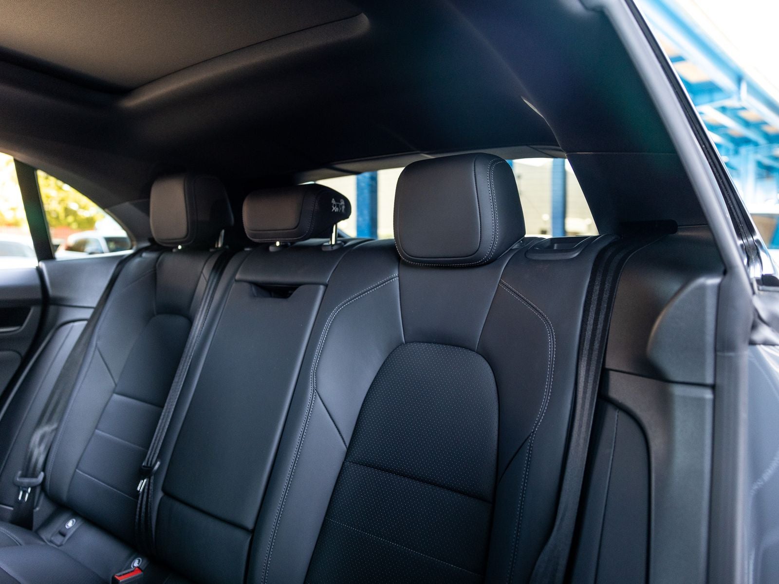 2025 Porsche Macan Electric