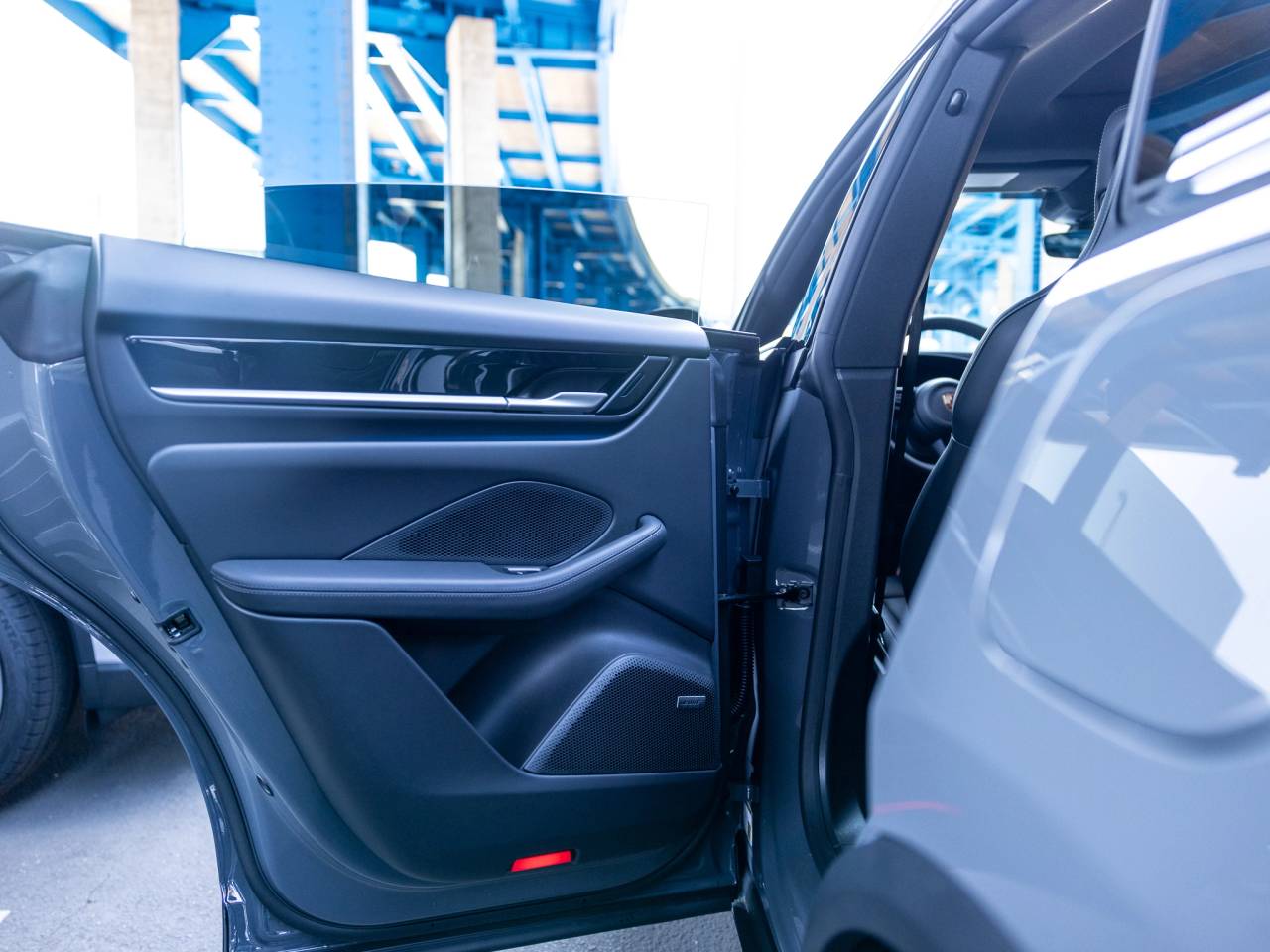 2025 Porsche Macan Electric