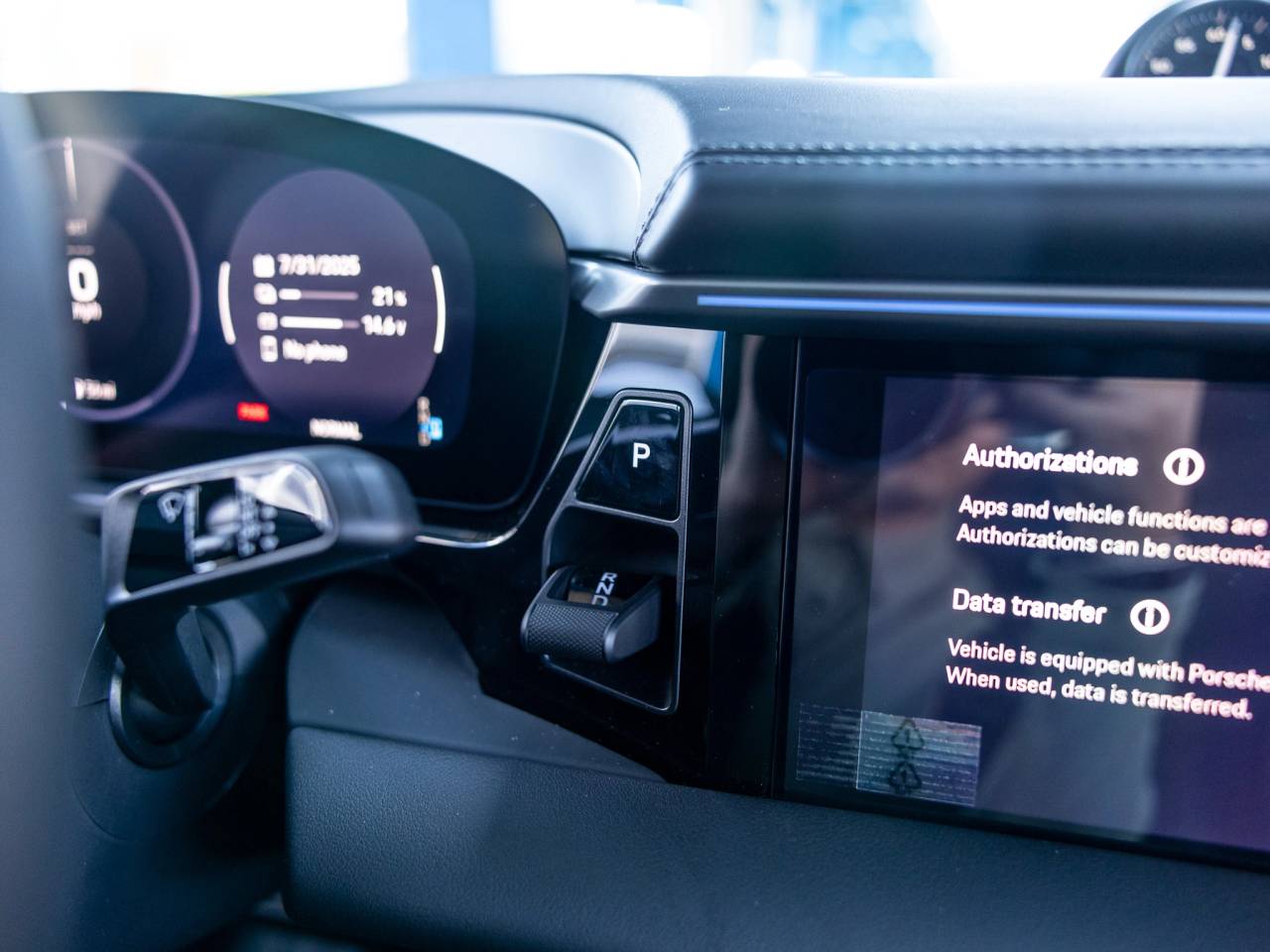 2025 Porsche Macan Electric