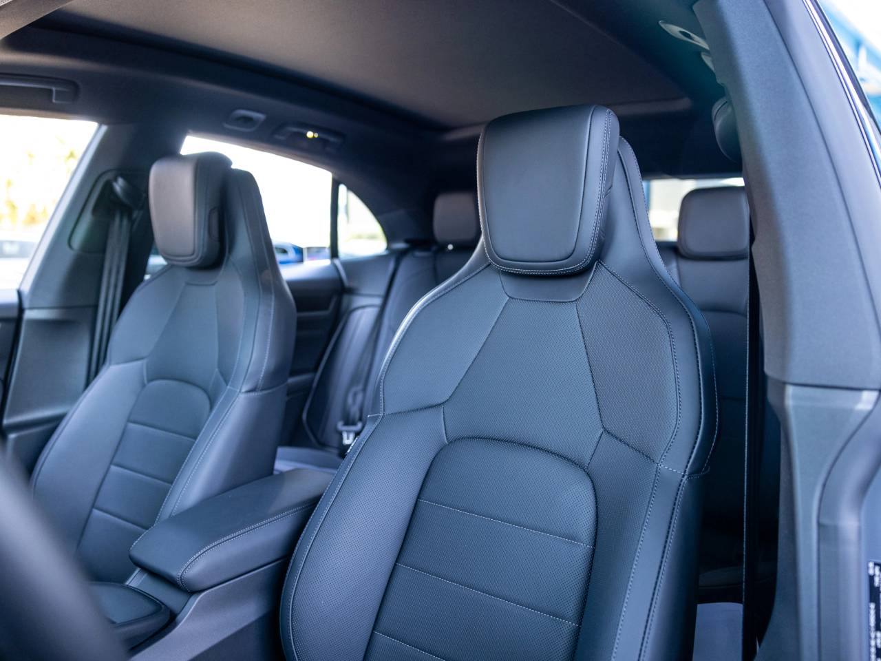 2025 Porsche Macan Electric