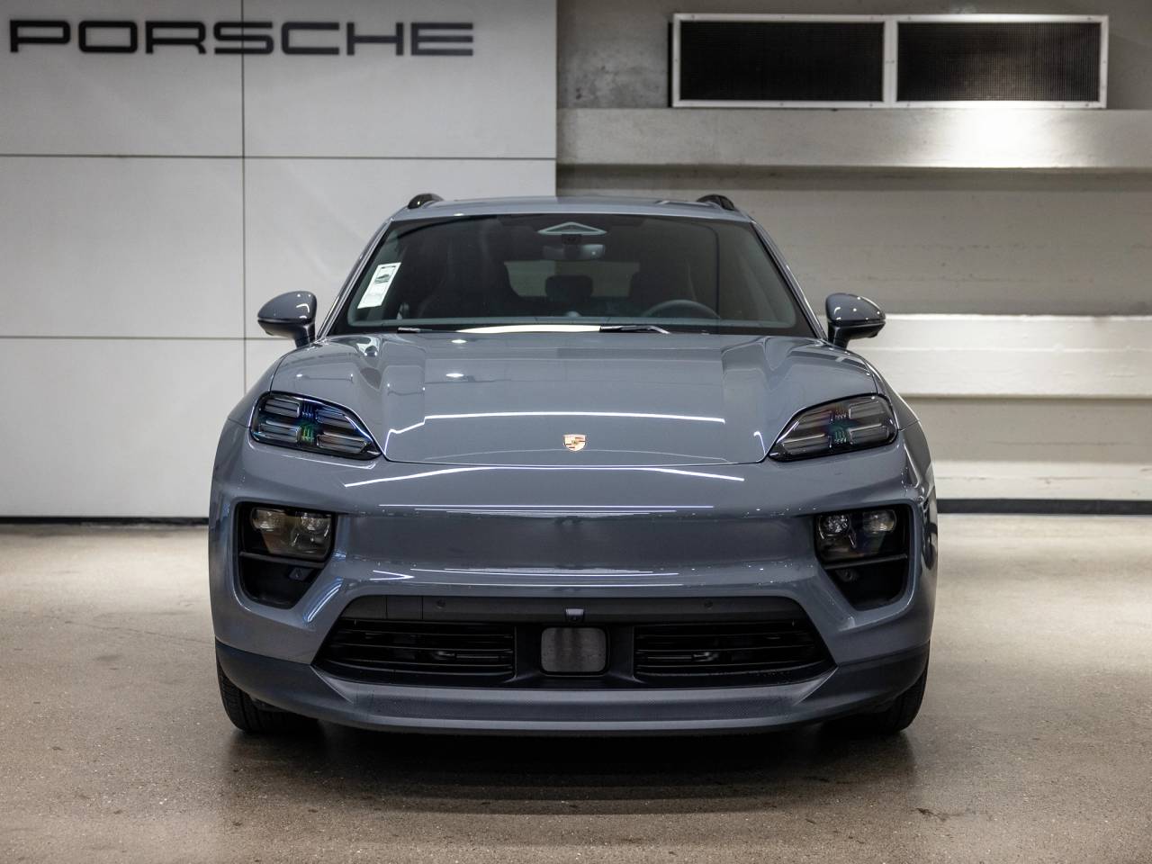 2025 Porsche Macan Electric