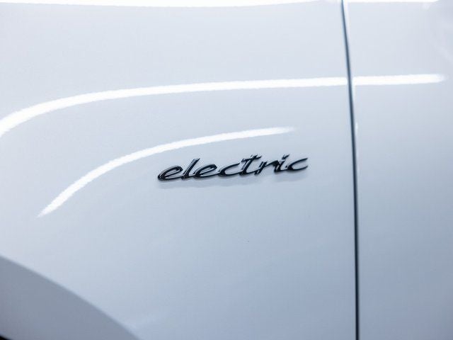 2025 Porsche Macan Macan Electric