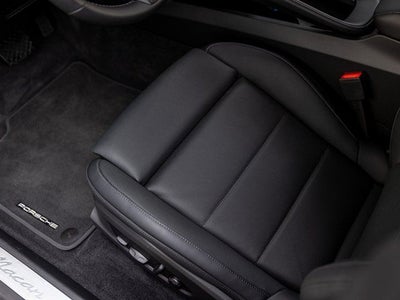 2025 Porsche Macan Macan Electric