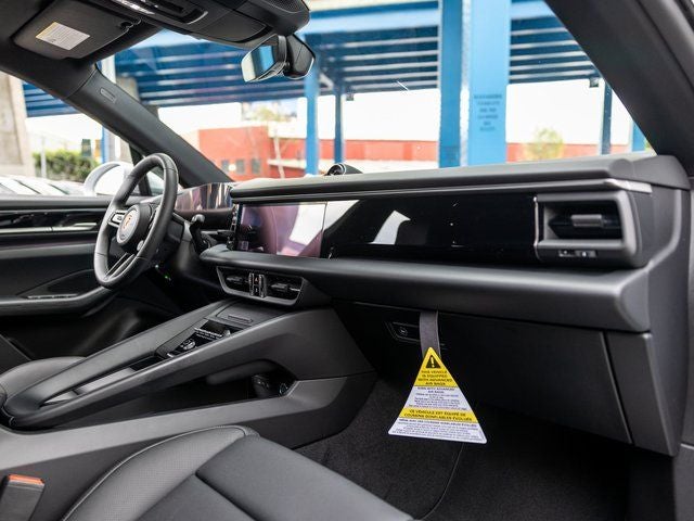 2025 Porsche Macan Macan Electric