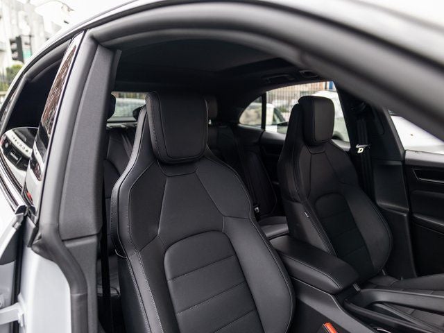 2025 Porsche Macan Macan Electric