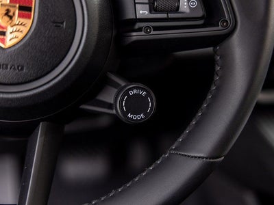 2025 Porsche Macan Macan Electric