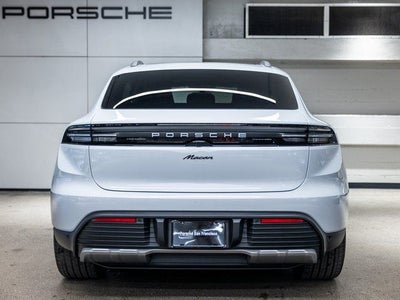 2025 Porsche Macan Macan Electric