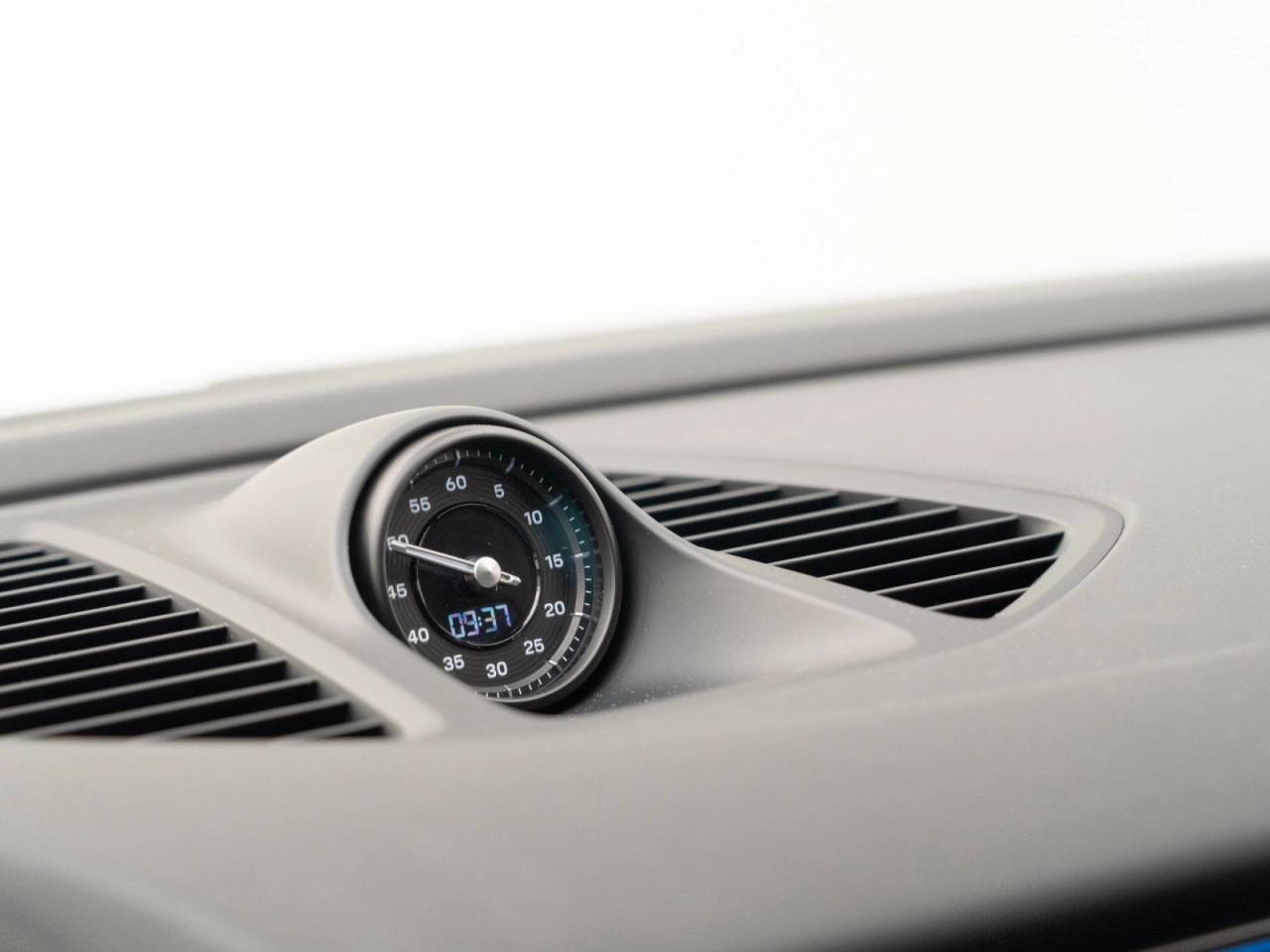 2025 Porsche Macan Macan Electric