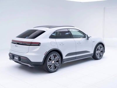2025 Porsche Macan Macan Electric