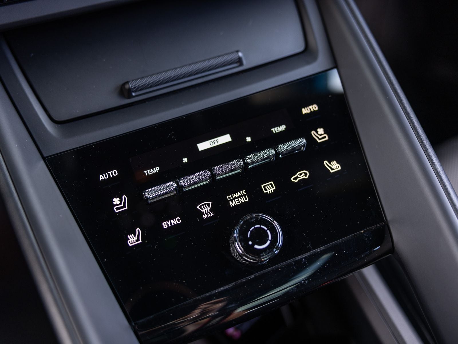 2025 Porsche Macan Macan Electric