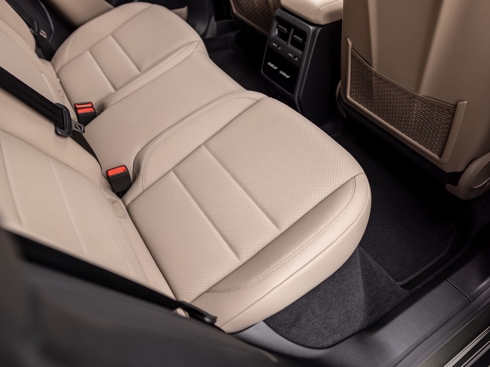 2026 Porsche Macan Electric