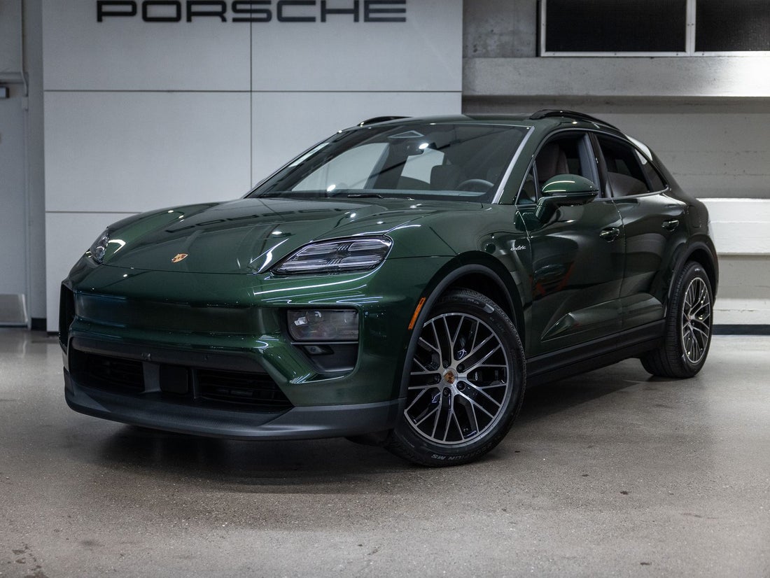 2026 Porsche Macan Electric — photo 1 of 59