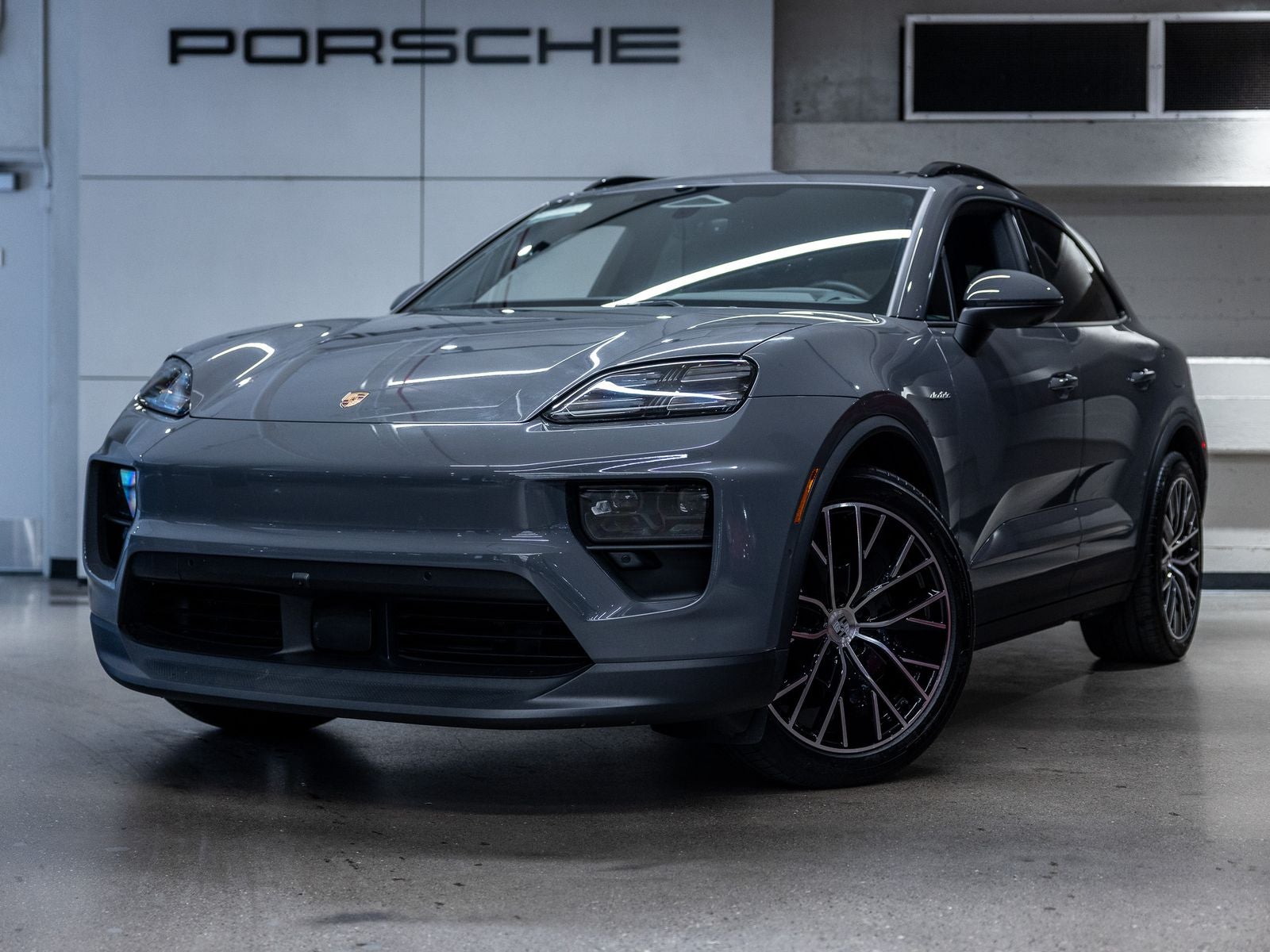 2025 Porsche Macan Electric