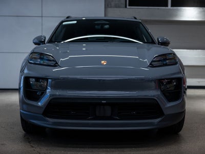 2025 Porsche Macan Electric