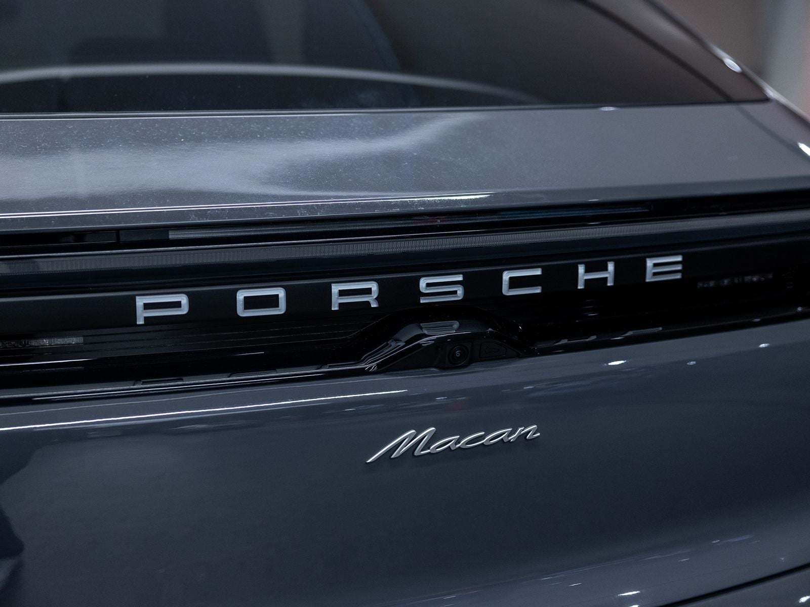 2025 Porsche Macan Electric