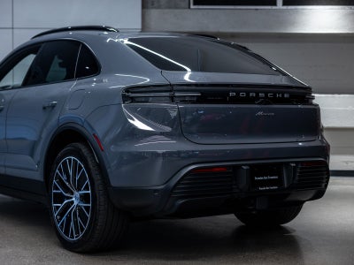 2025 Porsche Macan Electric