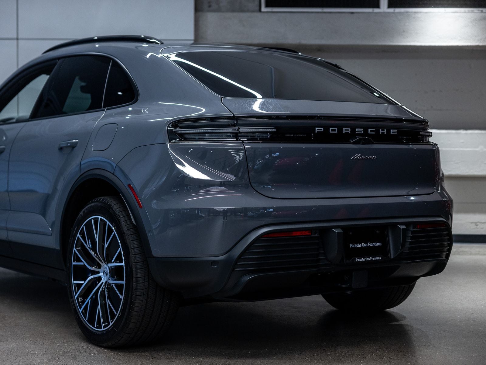 2025 Porsche Macan Electric