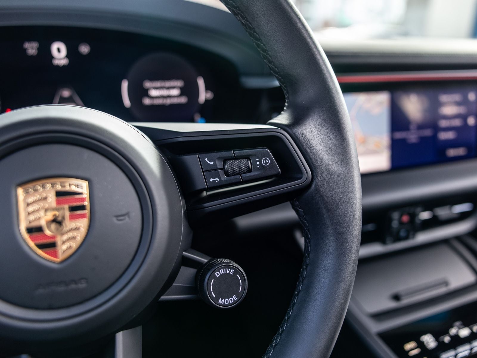 2025 Porsche Macan Electric