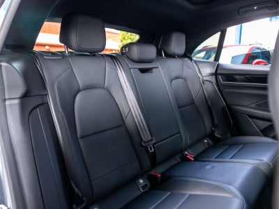2025 Porsche Macan Electric