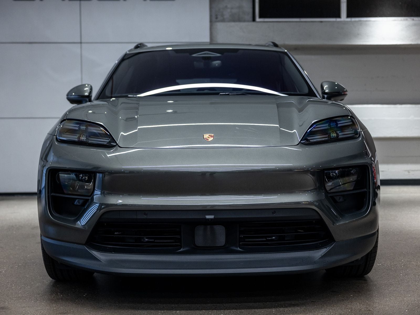 2025 Porsche Macan Base - Photo 11