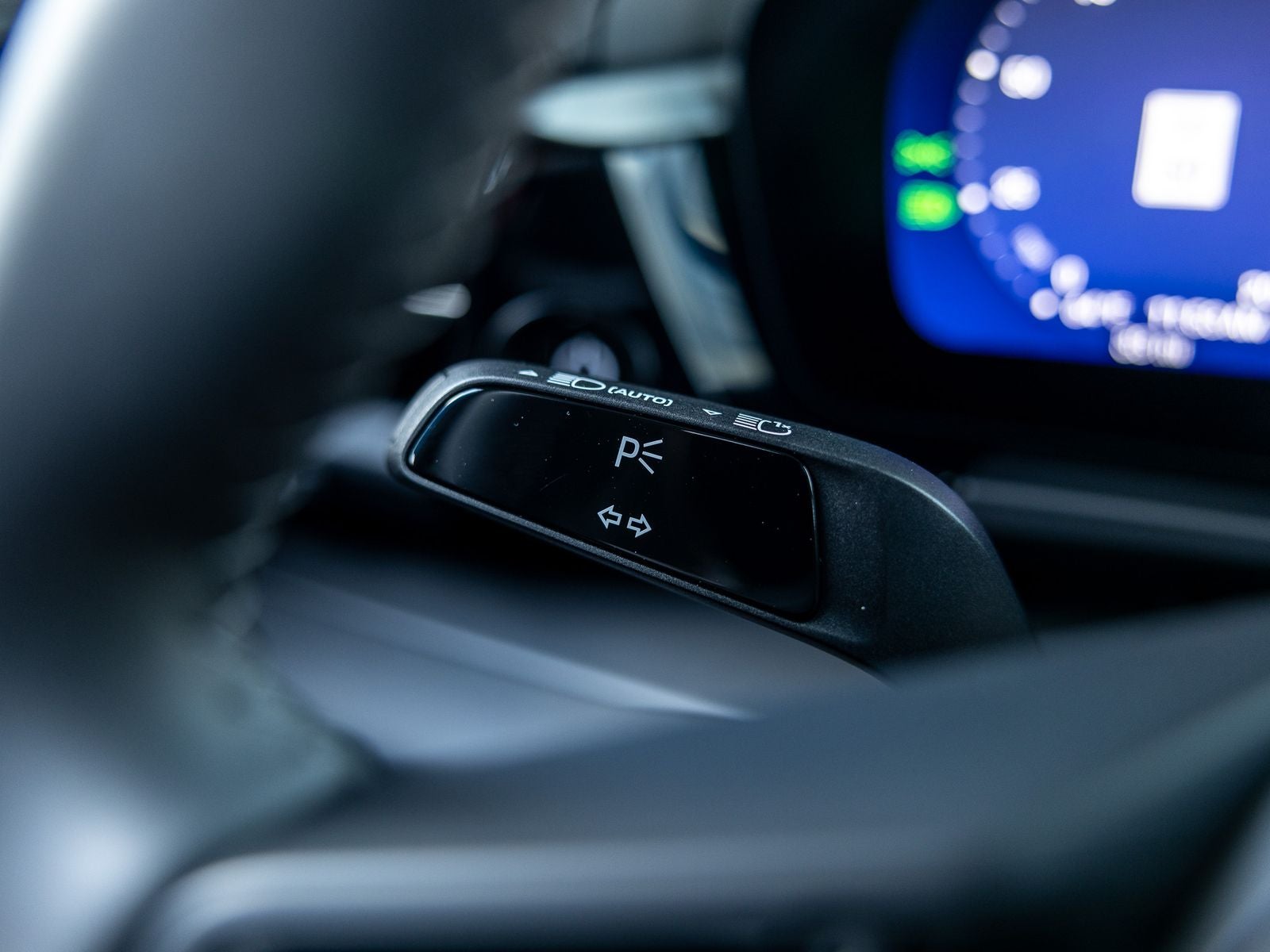 2025 Porsche Macan Base - Photo 29