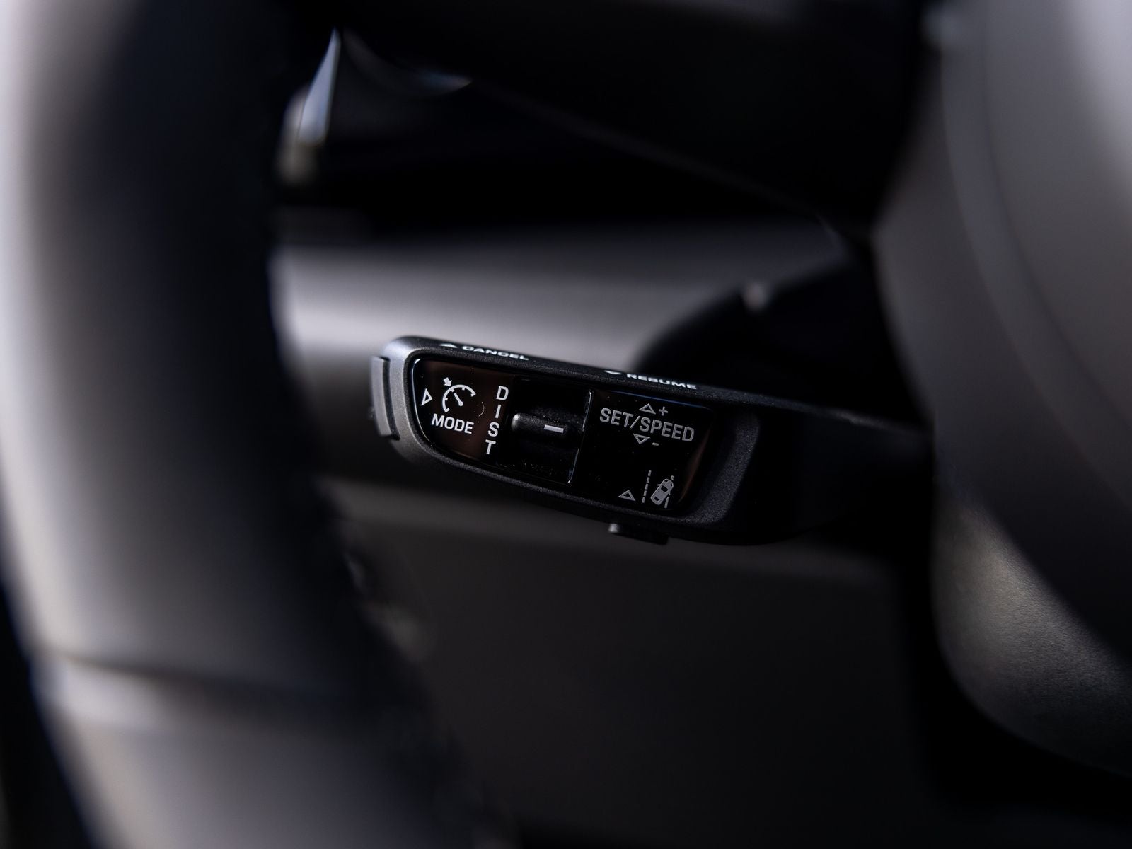 2025 Porsche Macan Base - Photo 38