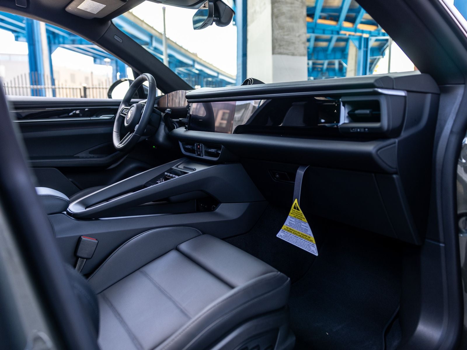 2025 Porsche Macan Base - Photo 49
