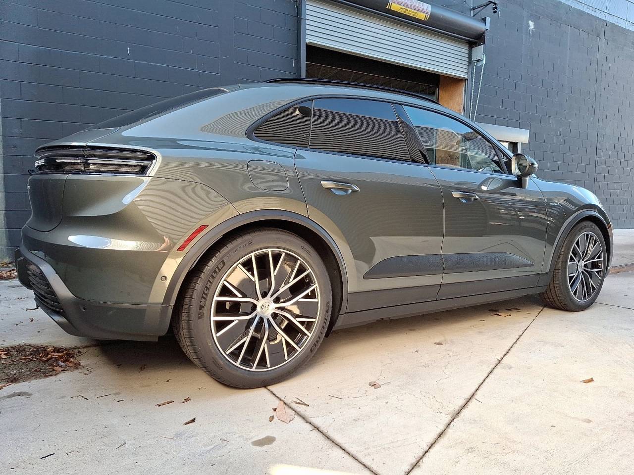 2025 Porsche Macan Macan Electric