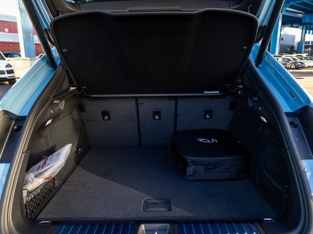 2025 Porsche Macan Macan Electric