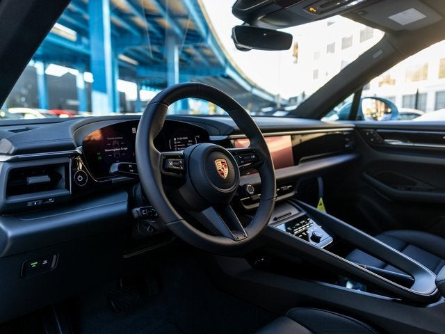 2025 Porsche Macan Macan Electric