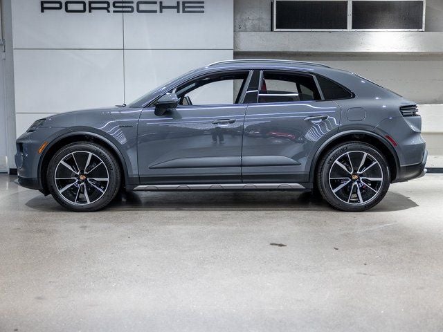 2025 Porsche Macan Macan Electric