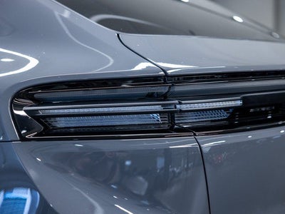 2025 Porsche Macan Macan Electric