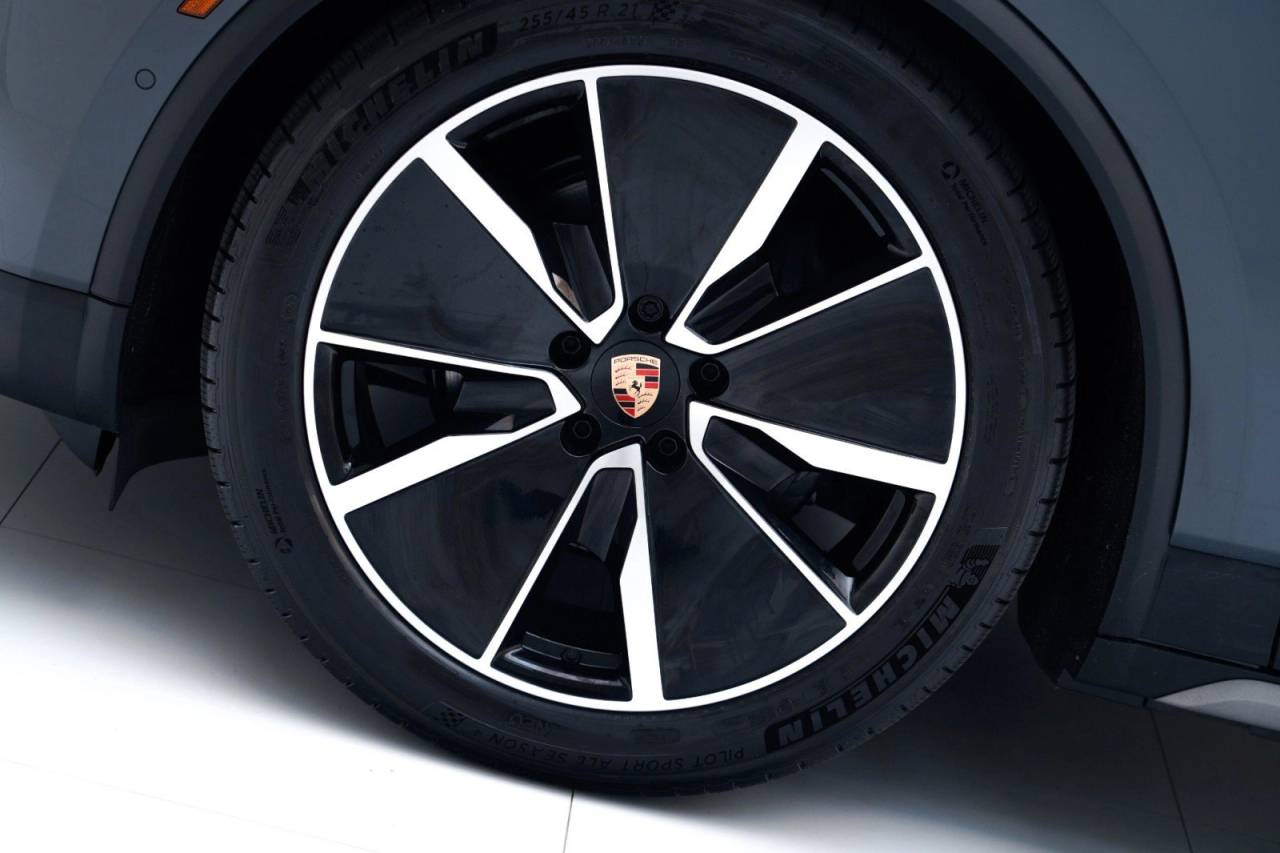 2025 Porsche Macan Macan Electric