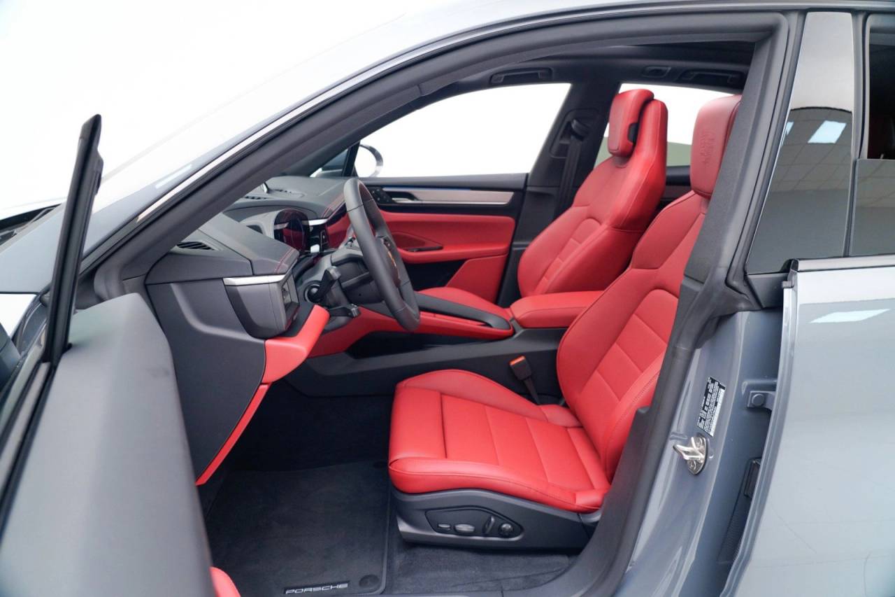 2025 Porsche Macan Macan Electric